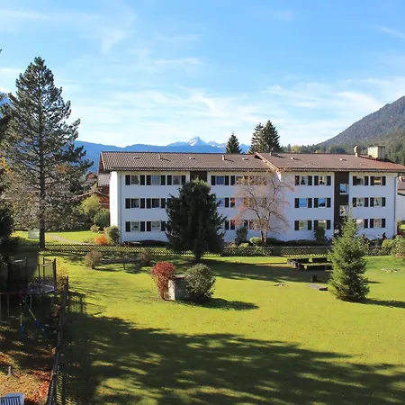 Lindenschlösschen&Schlossgarten Garmisch-Partenkirchen Exterior foto